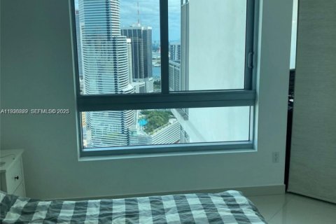 Condominio en alquiler en Miami, Florida, 1 dormitorio, 71.35 m2 № 1989308 - foto 17