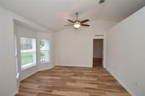 Villa ou maison à louer à Palm Coast, Floride: 4 chambres, 160.54 m2 № 2197537 - photo 6