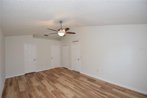 Villa ou maison à louer à Palm Coast, Floride: 4 chambres, 160.54 m2 № 2197537 - photo 21