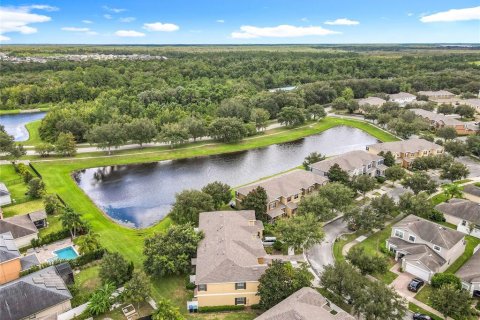 Touwnhouse à vendre à Orlando, Floride: 4 chambres, 187.01 m2 № 1907341 - photo 3