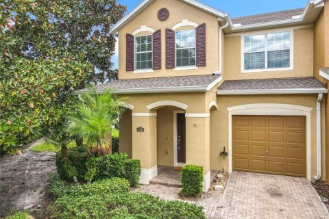 Touwnhouse à vendre à Orlando, Floride: 4 chambres, 187.01 m2 № 1907341 - photo 1