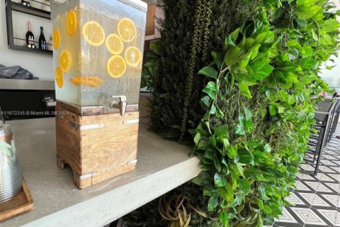 Condo in Miami, Florida, 1 bedroom  № 1725837 - photo 21