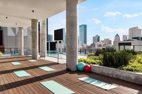 Condo in Miami, Florida, 1 bedroom  № 1725837 - photo 27