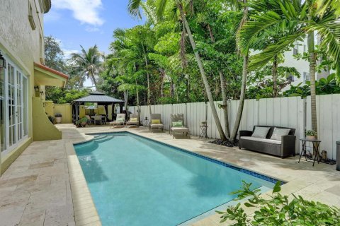 Touwnhouse à louer à Fort Lauderdale, Floride: 4 chambres, 240.25 m2 № 2262532 - photo 3