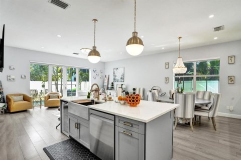 Touwnhouse à louer à Fort Lauderdale, Floride: 4 chambres, 240.25 m2 № 2262532 - photo 24