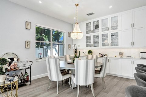 Touwnhouse à louer à Fort Lauderdale, Floride: 4 chambres, 240.25 m2 № 2262532 - photo 14