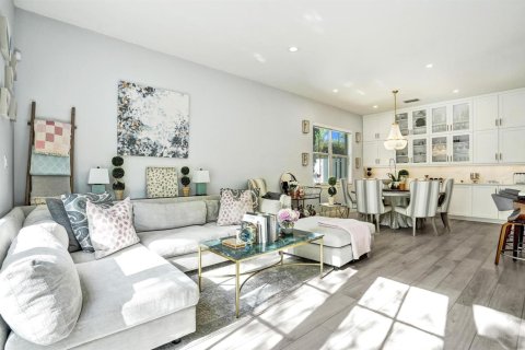 Touwnhouse à louer à Fort Lauderdale, Floride: 4 chambres, 240.25 m2 № 2262532 - photo 10