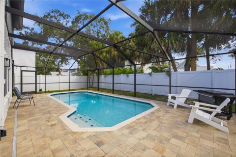 Villa ou maison à louer à Tampa, Floride: 3 chambres, 140.93 m2 № 2391116 - photo 28