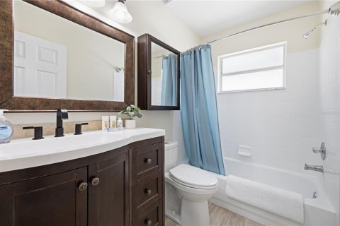 Villa ou maison à louer à Tampa, Floride: 3 chambres, 140.93 m2 № 2391116 - photo 18