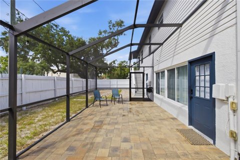 Villa ou maison à louer à Tampa, Floride: 3 chambres, 140.93 m2 № 2391116 - photo 25