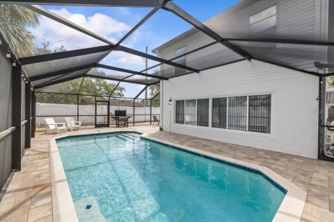Villa ou maison à louer à Tampa, Floride: 3 chambres, 140.93 m2 № 2391116 - photo 5