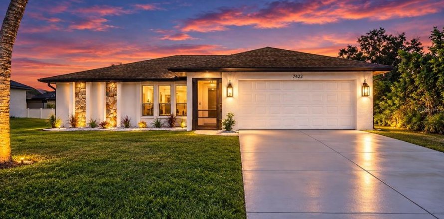 Villa ou maison à Port Charlotte, Floride 3 chambres, 132.57 m2 № 2413517