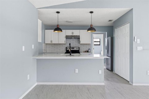 Villa ou maison à vendre à Port Charlotte, Floride: 3 chambres, 132.57 m2 № 2413517 - photo 8