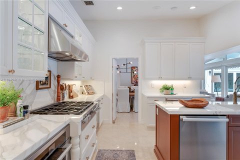 House in Pinecrest, Florida 4 bedrooms, 369.57 sq.m. № 1947386 - photo 26