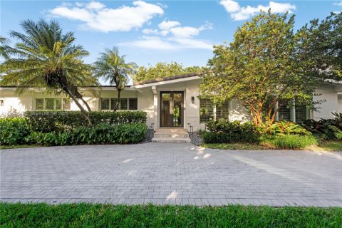 House in Pinecrest, Florida 4 bedrooms, 369.57 sq.m. № 1947386 - photo 2