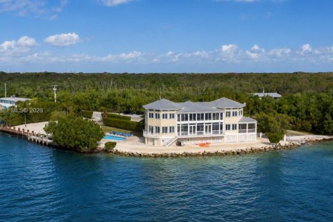 Casa en venta en Key Largo, Florida, 6 dormitorios, 475.01 m2 № 2078834 - foto 2