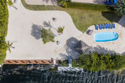 Casa en venta en Key Largo, Florida, 6 dormitorios, 475.01 m2 № 2078834 - foto 24