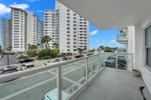Studio in the Condo in Fort Lauderdale, Florida № 2154244 - photo 27