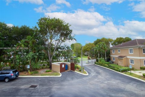 Condominio en venta en Hollywood, Florida, 2 dormitorios, 100.33 m2 № 1999739 - foto 10