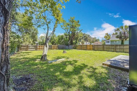 House in Saint Petersburg, Florida 2 bedrooms, 123.93 sq.m. № 1795619 - photo 14