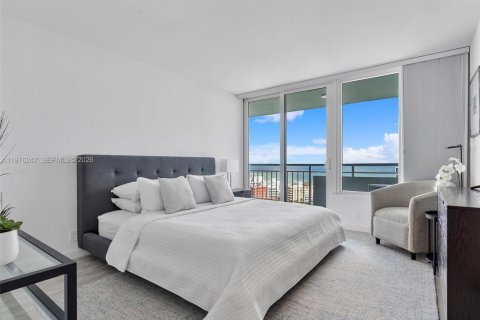 Condo in Miami Beach, Florida, 1 bedroom  № 2040596 - photo 8