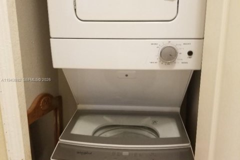 Condominio en alquiler en Homestead, Florida, 3 dormitorios, 109.81 m2 № 2059953 - foto 16