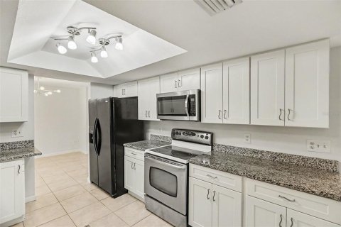 Купить виллу или дом в Мерритт-Айленд, Флорида 5 комнат, 217.95м2, № 2408758 - фото 5