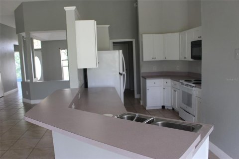 Villa ou maison à vendre à Orlando, Floride: 4 chambres, 184.5 m2 № 1916576 - photo 13