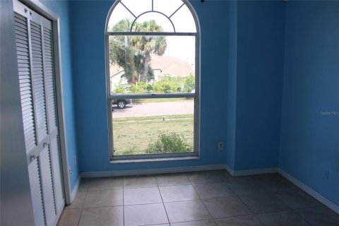 Villa ou maison à vendre à Orlando, Floride: 4 chambres, 184.5 m2 № 1916576 - photo 9