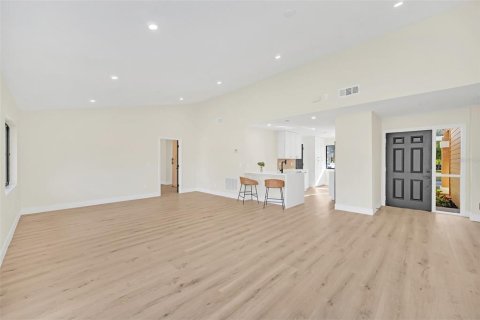 Adosado en alquiler en Orlando, Florida, 3 dormitorios, 128.21 m2 № 1687839 - foto 15