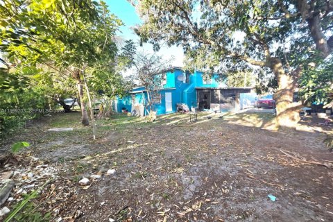 Immobilier commercial à vendre à Hallandale Beach, Floride: 203.92 m2 № 2256334 - photo 2