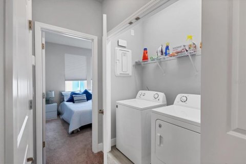 Touwnhouse à louer à Sarasota, Floride: 3 chambres, 188.78 m2 № 2149927 - photo 25