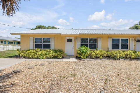 Immobilier commercial à vendre à New Smyrna Beach, Floride: 4 chambres, 167.22 m2 № 1883046 - photo 3