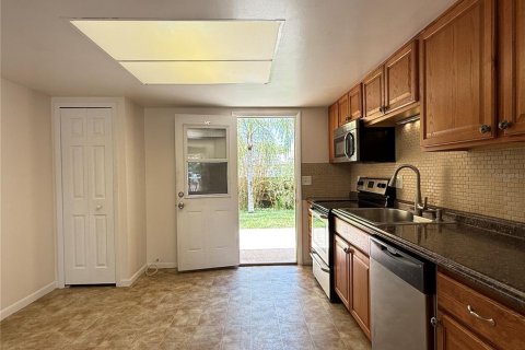 Immobilier commercial à vendre à New Smyrna Beach, Floride: 4 chambres, 167.22 m2 № 1883046 - photo 30
