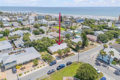 Immobilier commercial à vendre à New Smyrna Beach, Floride: 4 chambres, 167.22 m2 № 1883046 - photo 1