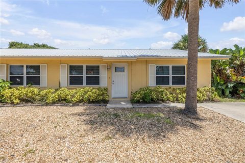 Immobilier commercial à vendre à New Smyrna Beach, Floride: 4 chambres, 167.22 m2 № 1883046 - photo 4