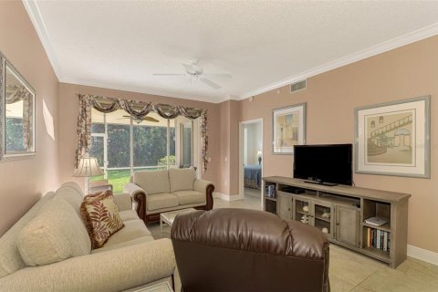 Condo in Sarasota, Florida, 2 bedrooms  № 1530343 - photo 12