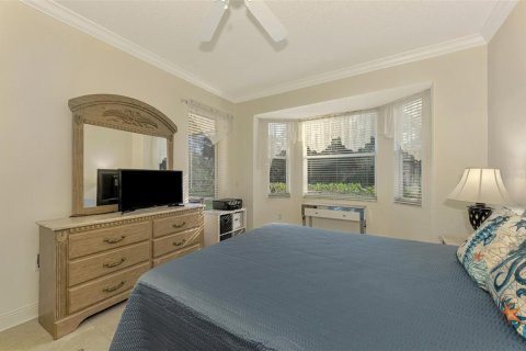 Condo in Sarasota, Florida, 2 bedrooms  № 1530343 - photo 29