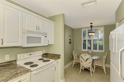 Condo in Sarasota, Florida, 2 bedrooms  № 1530343 - photo 21