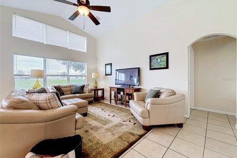 Villa ou maison à vendre à Dundee, Floride: 4 chambres, 192.31 m2 № 2400989 - photo 7