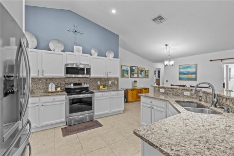 House in Spring Hill, Florida 5 bedrooms, 249.81 sq.m. № 1853116 - photo 25