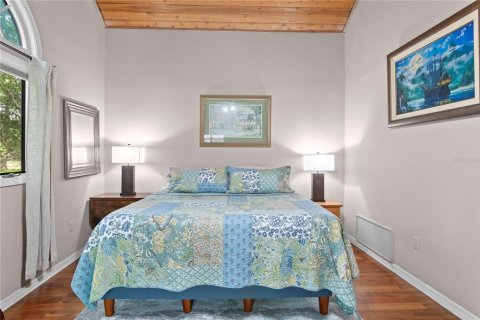 Casa en venta en Tampa, Florida, 5 dormitorios, 307.04 m2 № 1873454 - foto 18