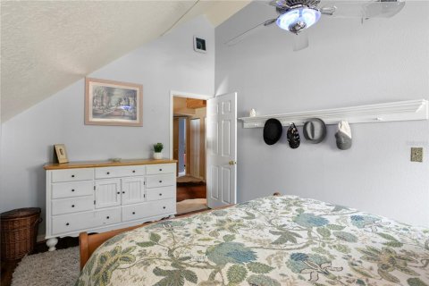 Casa en venta en Tampa, Florida, 5 dormitorios, 307.04 m2 № 1873454 - foto 30
