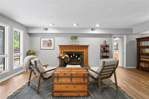 Casa en venta en Tampa, Florida, 5 dormitorios, 307.04 m2 № 1873454 - foto 10
