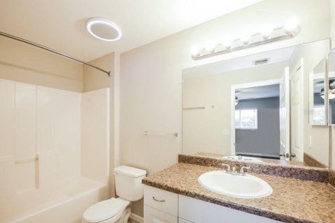 Villa ou maison à louer à Cape Coral, Floride: 3 chambres, 119.19 m2 № 2100272 - photo 12