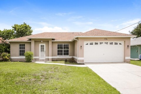 Villa ou maison à Cape Coral, Floride 3 chambres, 119.19 m2 № 2100272