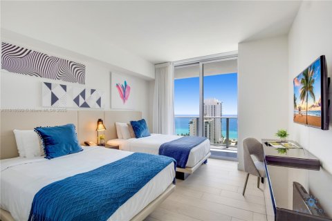 Hotel en venta en Hollywood, Florida, 2 dormitorios, 96.99 m2 № 1770440 - foto 13