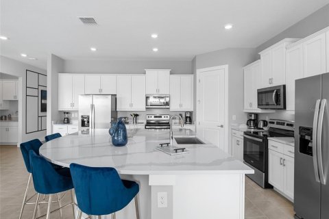 Casa en venta en Four Corners, Florida, 9 dormitorios, 650.32 m2 № 1771368 - foto 25