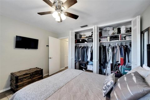 Villa ou maison à louer à Clearwater, Floride: 2 chambres, 125.23 m2 № 2112135 - photo 9