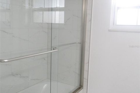 House in Port Charlotte, Florida 3 bedrooms, 162.49 sq.m. № 1833495 - photo 30
